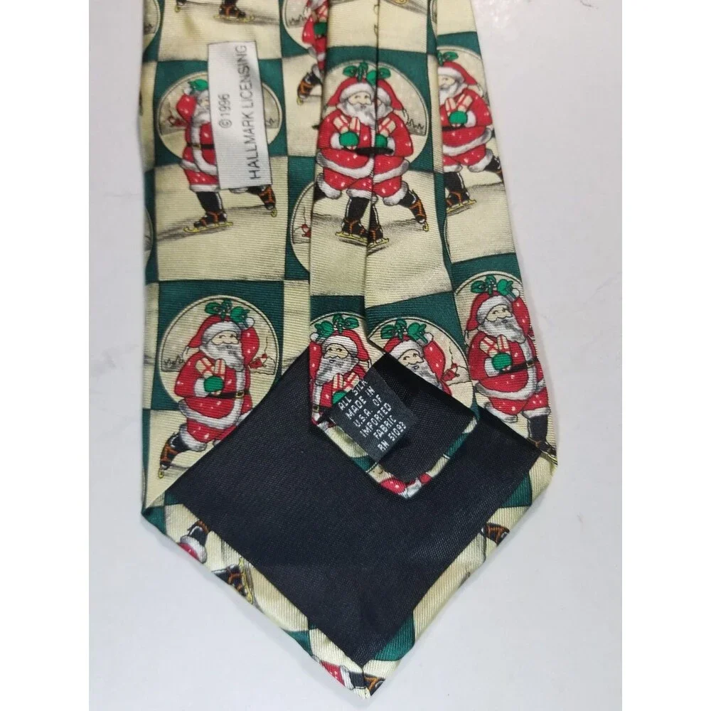 Men's Necktie Silk Holiday Traditions By Hallmark Made USA Vintage Santa Holiday
